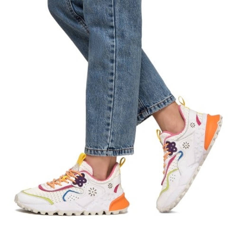 White Flower Mountain Kotetsu Women's Sneakers | EQA4425BM